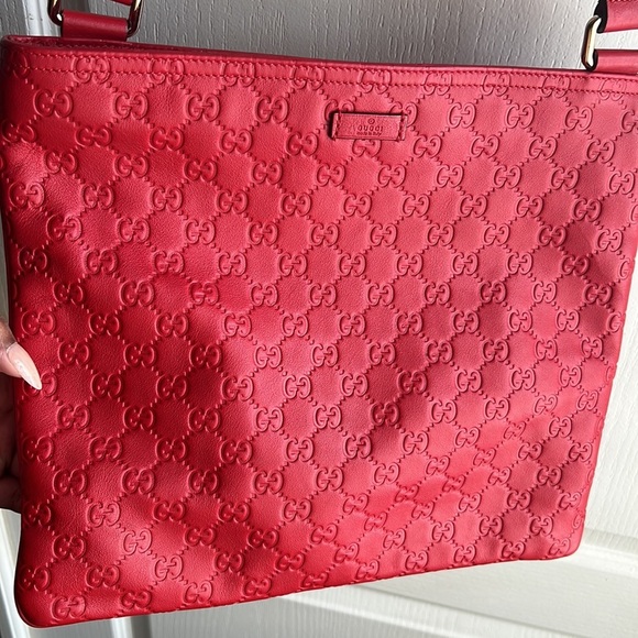 Gucci Guccisima Crossbody - Picture 15 of 15